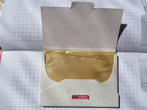TinyDeal: Матирующие салфетки Oil Absorbing Paper